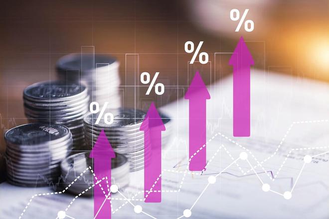 中央再提增加收入！年内六次提“涨工资”：怎么涨？给谁涨？