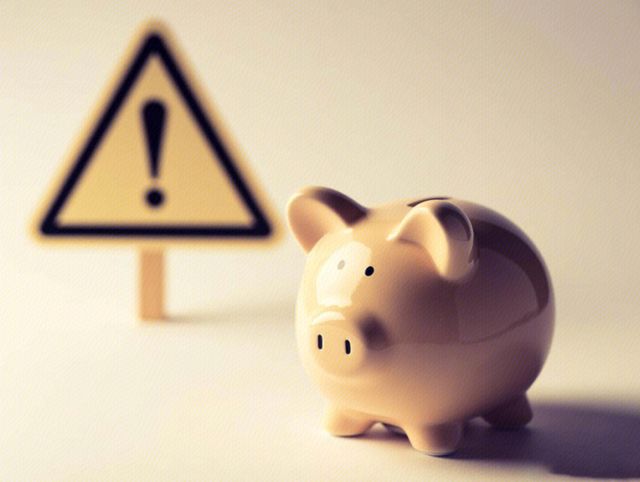 对赌失败、业绩腰斩，光明乳业为何还要5亿“吞下”小西牛？