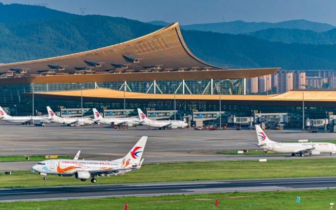 2025中国机场旅客吞吐量15强：浦东近8500万，天府第5，天河第14