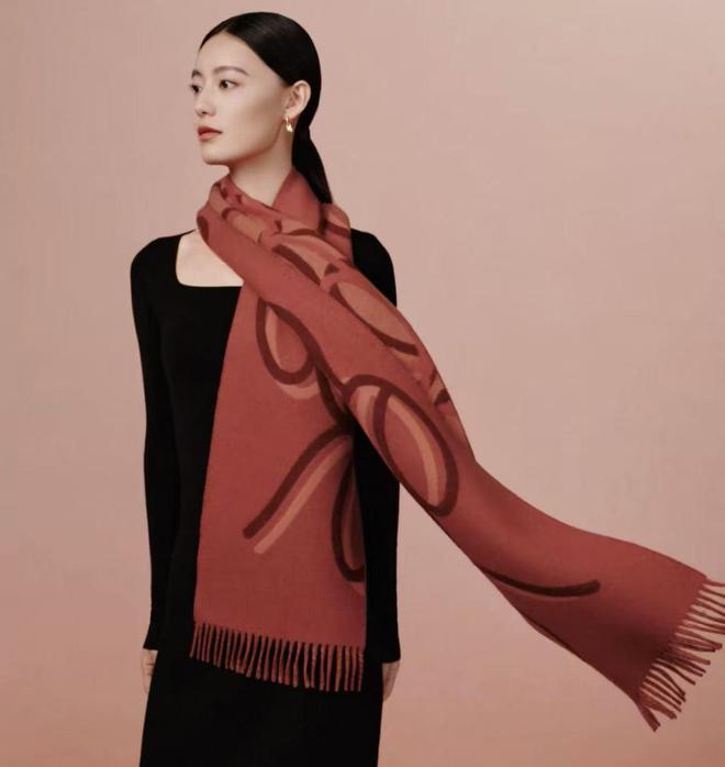 跻身“国字号”名品榜单！万事利入选2025中国消费名品时代优品