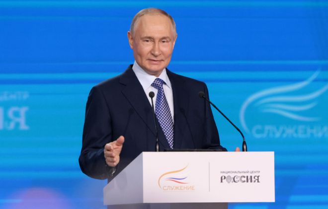 普京出资10亿美元，准备加入和平委员会，特朗普反倒为难了？