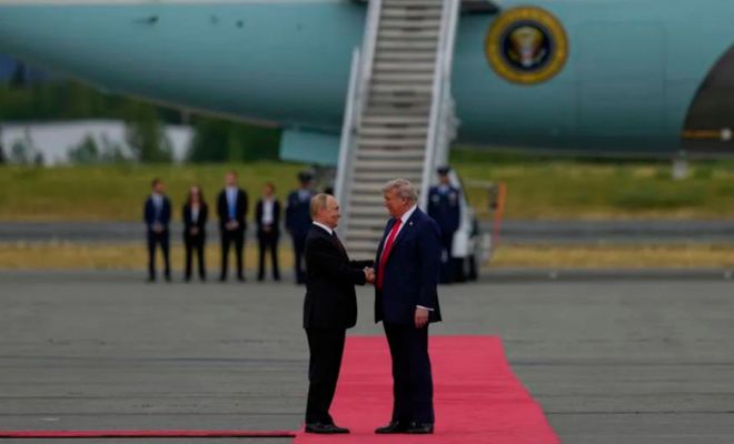 普京出资10亿美元，准备加入和平委员会，特朗普反倒为难了？