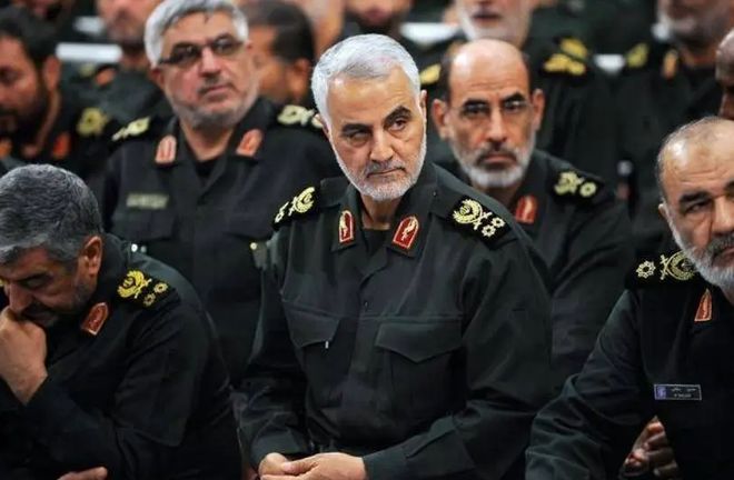 全世界都在过年,伊朗却在闹“改朝换代”,这场危机将如何收场? 全世界都在过年,伊朗却在闹“改朝换代”,这场危机将如何收场?