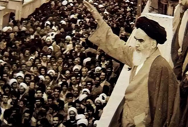 全世界都在过年,伊朗却在闹“改朝换代”,这场危机将如何收场? 全世界都在过年,伊朗却在闹“改朝换代”,这场危机将如何收场?