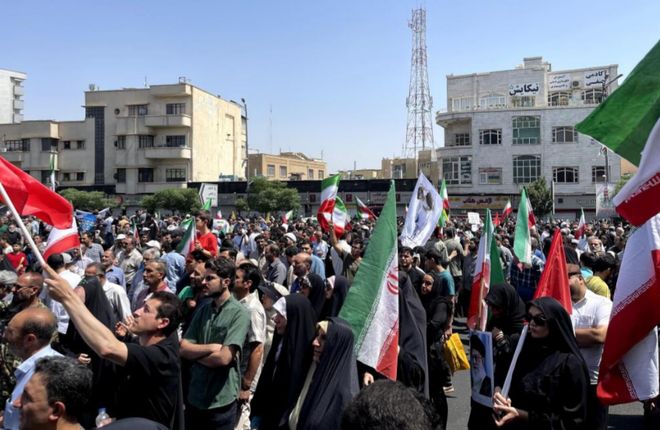 全世界都在过年,伊朗却在闹“改朝换代”,这场危机将如何收场? 全世界都在过年,伊朗却在闹“改朝换代”,这场危机将如何收场?