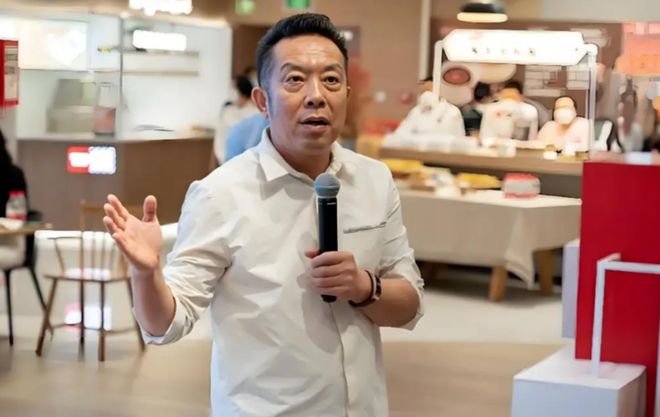 抄底时刻已至？新荣记、胡晓明联手入股西贝