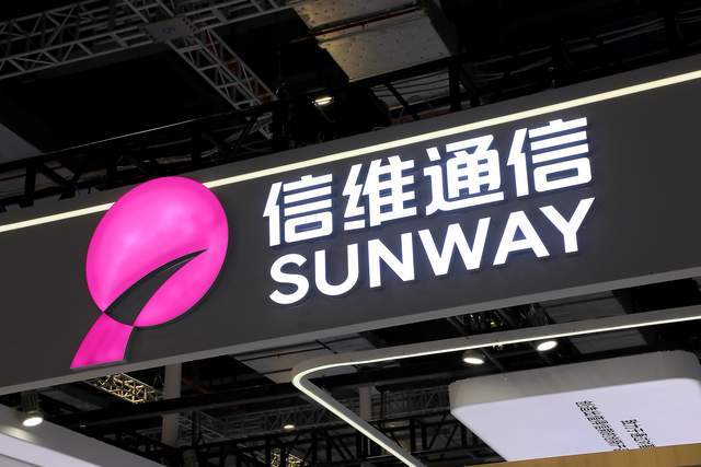 信维通信市值700亿，深圳小厂如何逆袭成上市巨头？