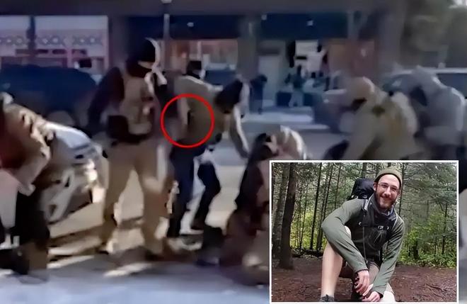 一阵枪响!打掉了白宫1.3万亿美元,特朗普这次终于认怂了? 一阵枪响!打掉了白宫1.3万亿美元,特朗普这次终于认怂了?