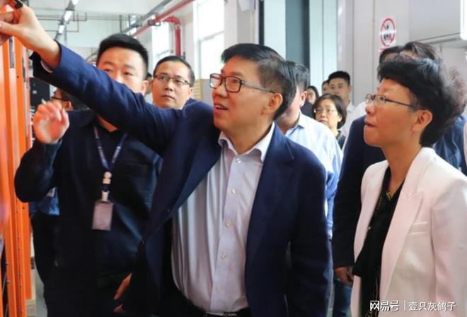 “我这辈子绝不再弄虚作假”,说完这话,他转身骗了全国股民 “我这辈子绝不再弄虚作假”,说完这话,他转身骗了全国股民