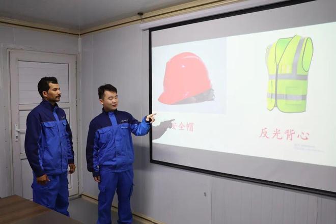 波斯湾上的“中国精度”中伊携手雕琢“海上门户”