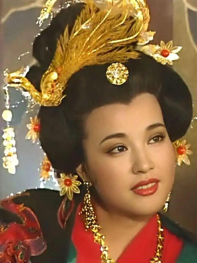 为改善生活，毛戈平家族一把减持15亿