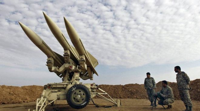 哈梅内伊转入地堡办公，特朗普要发动的，竟是一场灭国之战？