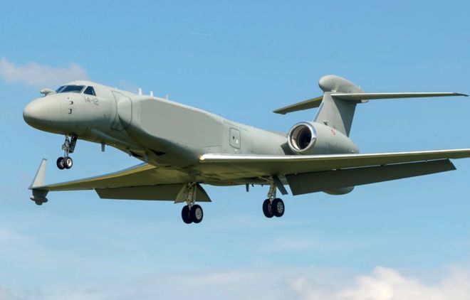 哈梅内伊转入地堡办公，特朗普要发动的，竟是一场灭国之战？