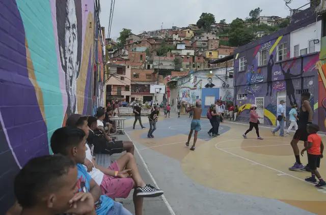 委内瑞拉的崩溃,祸根就在当年的“经济奇迹” 委内瑞拉的崩溃,祸根就在当年的“经济奇迹”