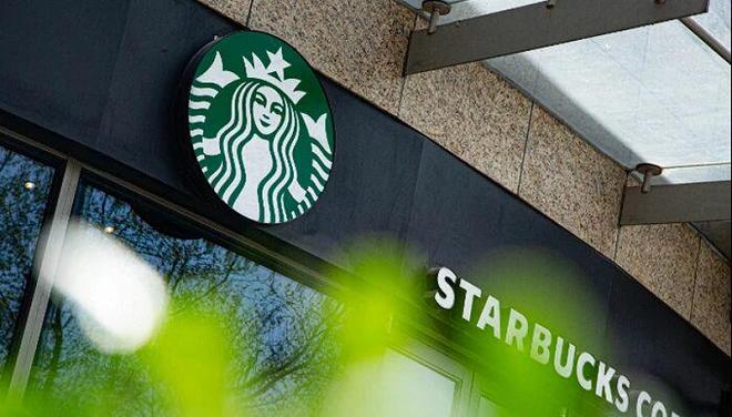 绩效未达成，星巴克CEO失去奖金4.5亿元