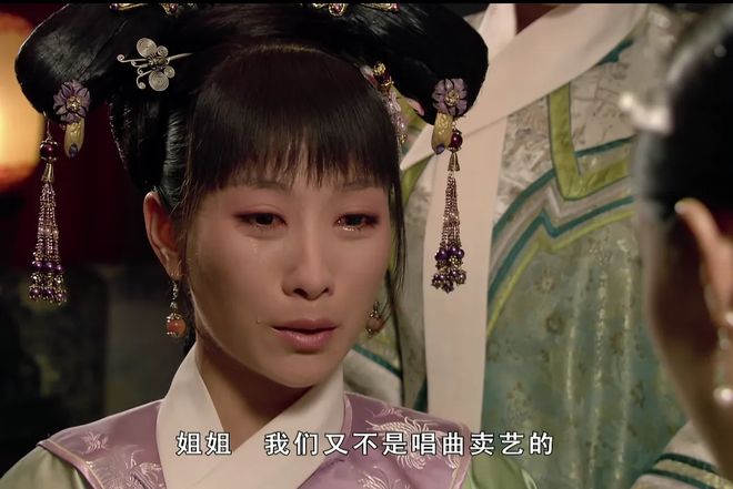 员工拒绝参加年会表演被辞退，“牛马给领导表演的年终活动能不能停一停啊”