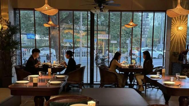 2026,餐饮“高关店”还会继续吗? 2026,餐饮“高关店”还会继续吗?