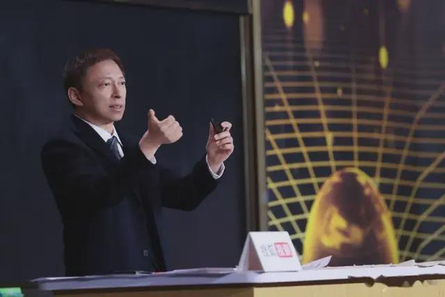 张朝阳的“物理跨年”与搜狐视频知识直播新范式