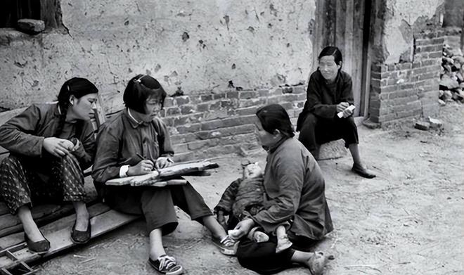 春节曾3次被取消,为何仍拦不住中国人过年? 春节曾3次被取消,为何仍拦不住中国人过年?