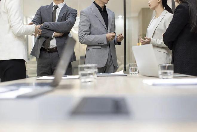 大厂人困在360环评季，有人收到47份评价，有人找后勤给自己打分