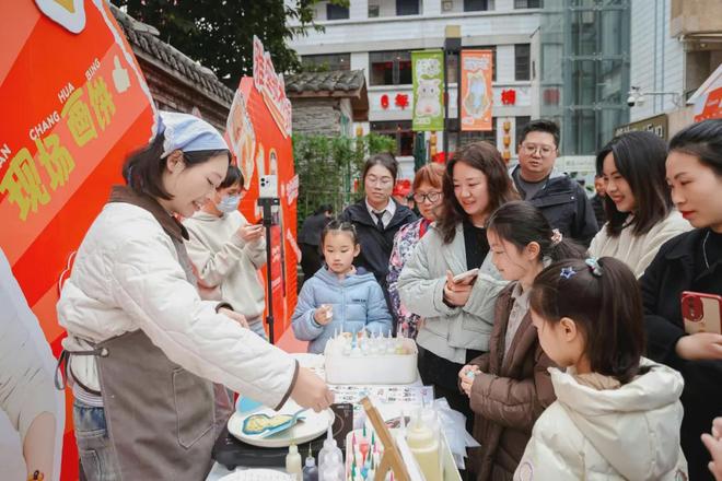 重庆首个抖音生活服务“烟火小巷”落地戴家巷，三月山城烟火正浓