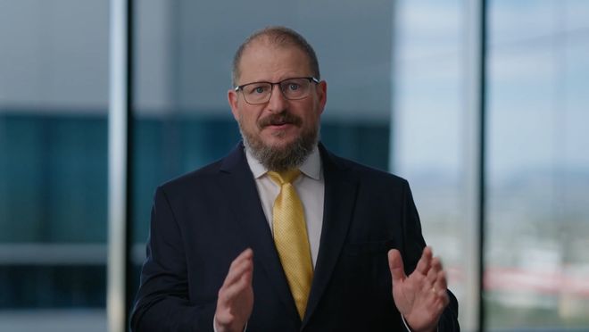 高通CEO安蒙力推AI全场景落地 2030年高通潜在市场规模9000亿美元