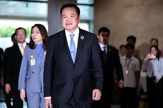 74%民众不信任，照样当选总理！他会是泰国政坛的最终答案吗？