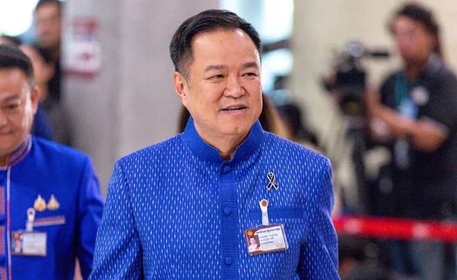 74%民众不信任，照样当选总理！他会是泰国政坛的最终答案吗？