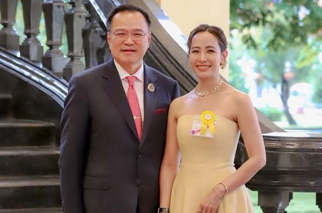 74%民众不信任，照样当选总理！他会是泰国政坛的最终答案吗？