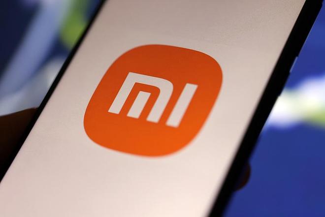 “扛不住”内存涨价潮：小米手机毛利率跌至8.3%，卢伟冰喊话若涨价“多些理解”