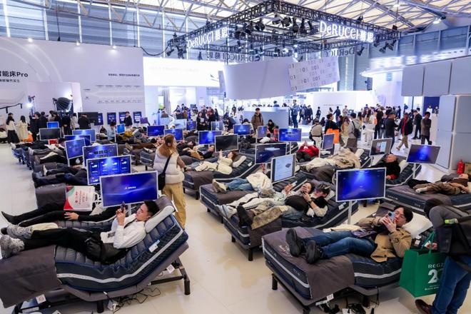 鸿蒙生态的 “睡眠拼图”：为什么非慕思不可？