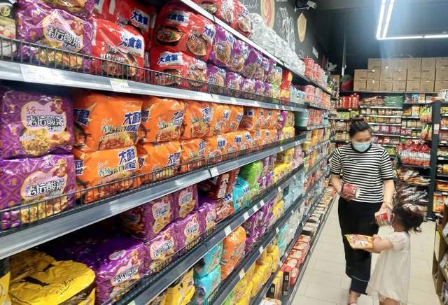 账上躺着百亿现金！女婿接班13年，统一去年又赚了20亿