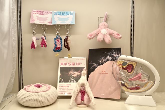 像分享奶茶一样试吃润滑液，这家含女量超90%的公司咋让广大妇女的情趣体验更自在？