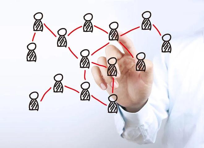 热搜！胖东来超8成员工拒绝降薪增假！目前年假40天…