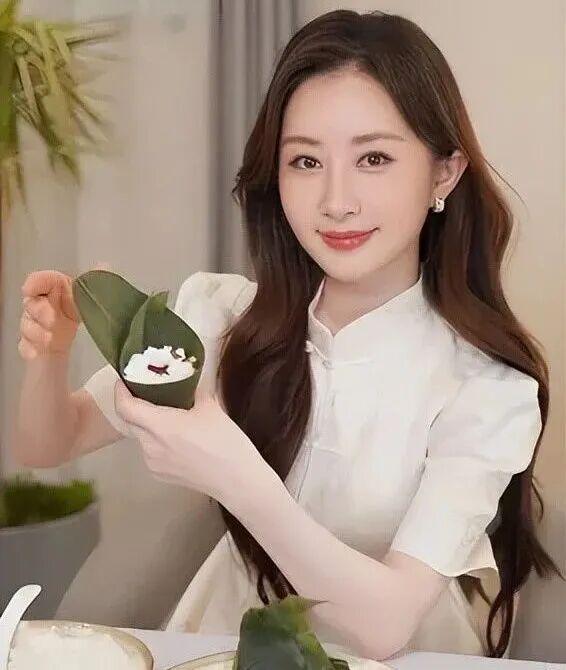 3天10亿：过气女明星，靠短剧暴富