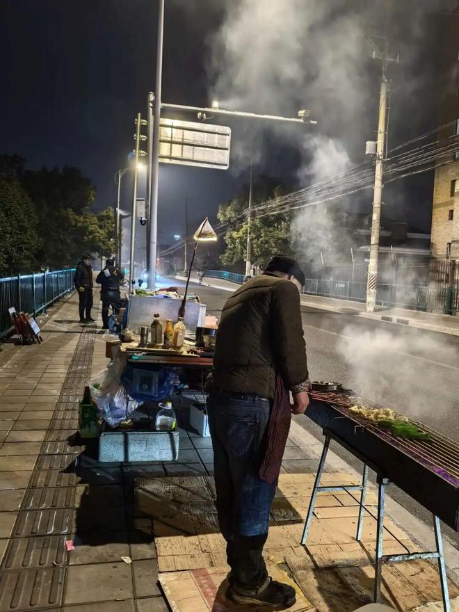 为了团聚——记那些可爱的奋斗人 | 新春走基层