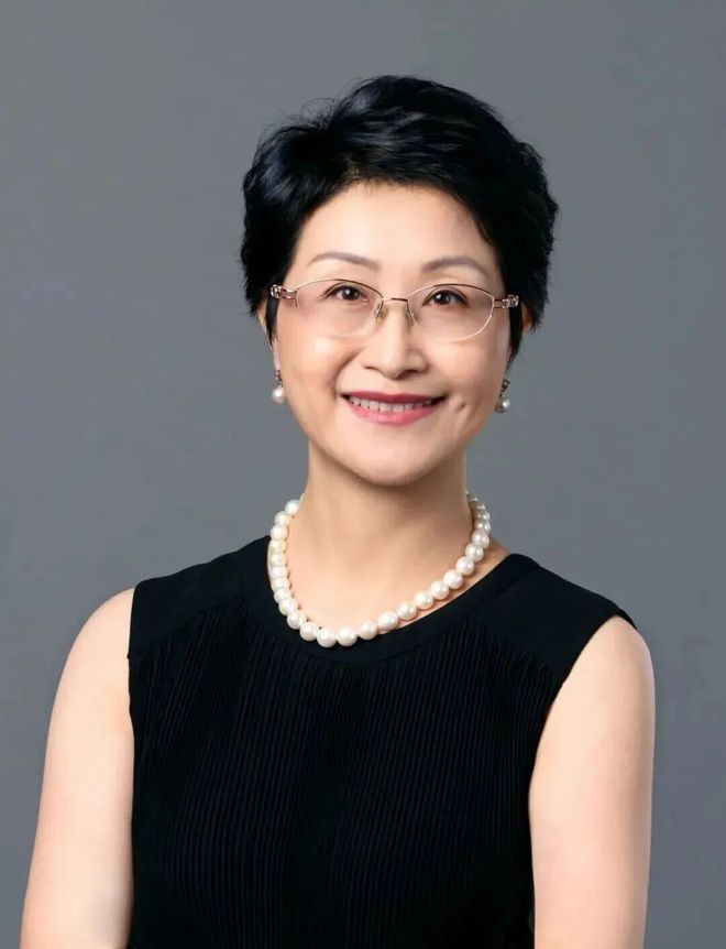 杨美虹退、李方方上！福特中国换将