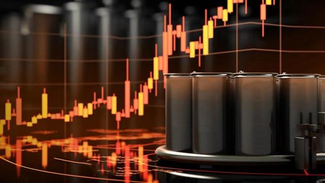 油价今晚上调，92号汽油加满50升油箱将多花27.5元