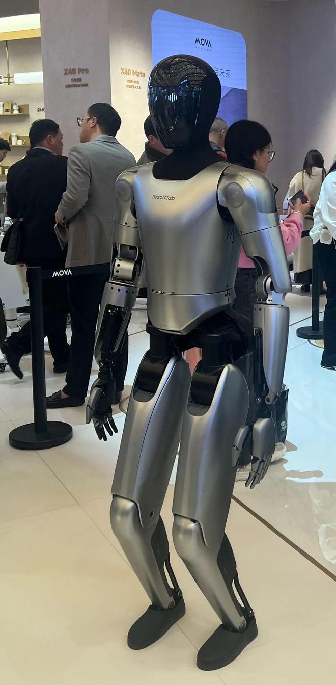 创始人离职后，魔法原子调整高层管理团队