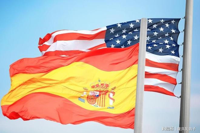 整个欧洲都跪着，只有它站直了，禁止美国停靠，驱离15架军机